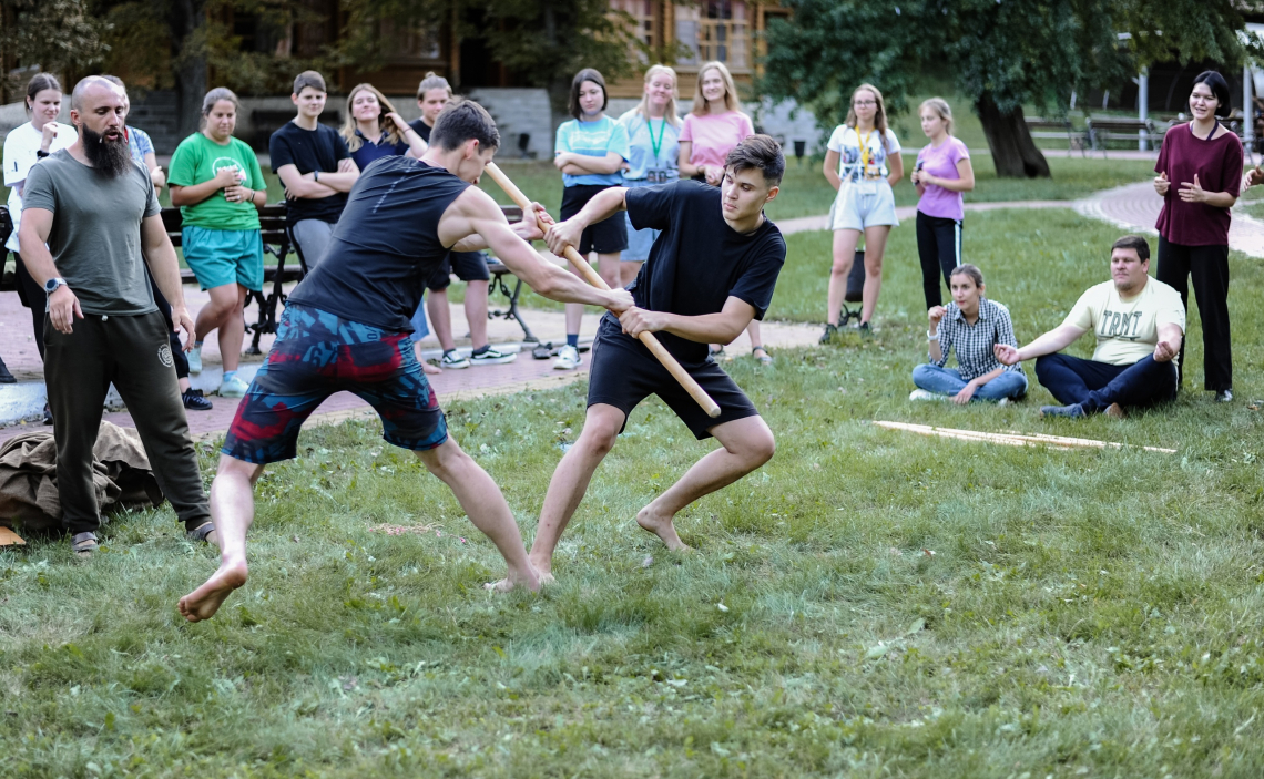 IX образовательный Форум православной молодежи Белгородской митрополии обновите или подождите...