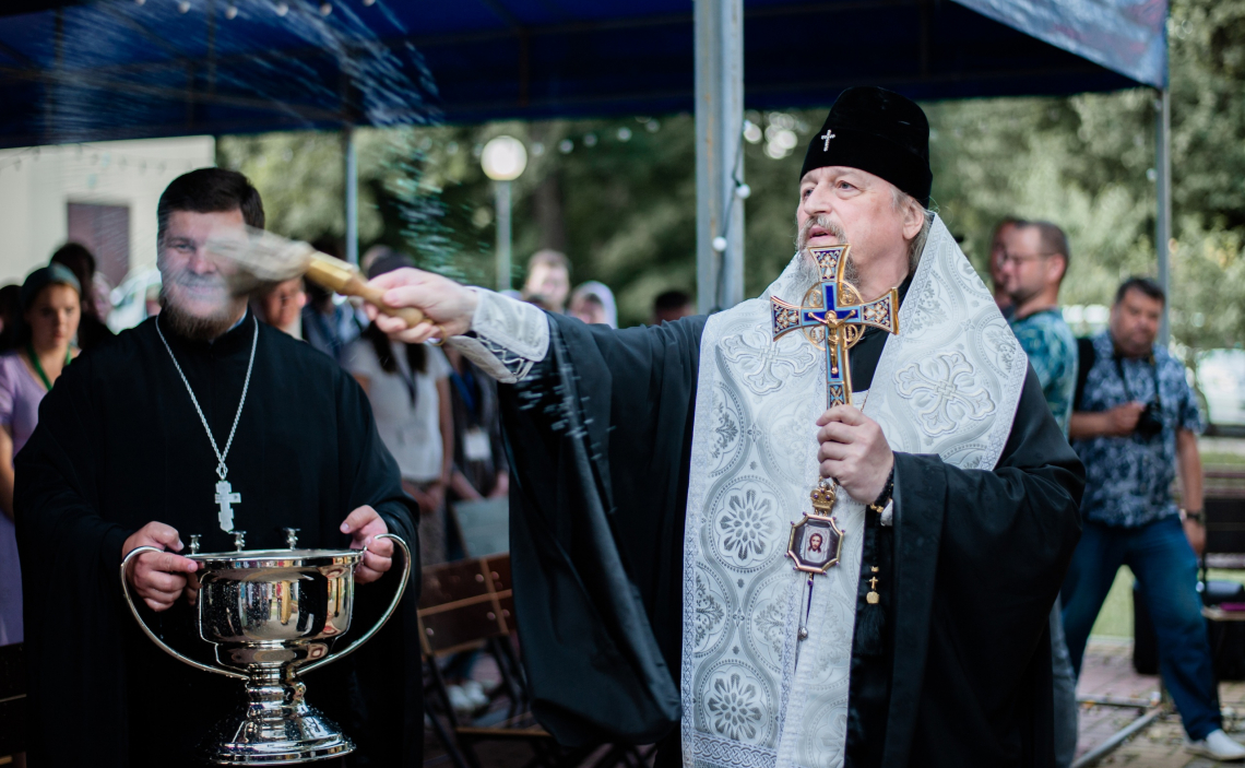 IX образовательный Форум православной молодежи Белгородской митрополии обновите или подождите...